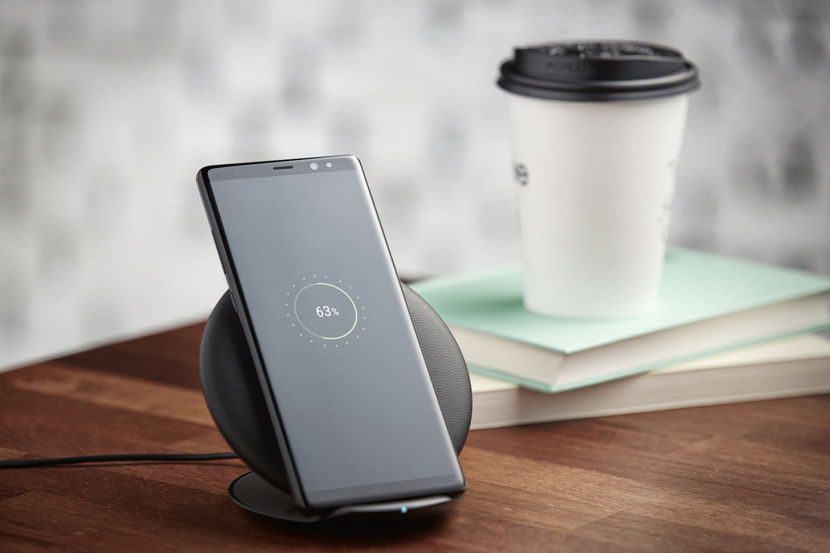 Galaxy-Note8-Wireless-Charging